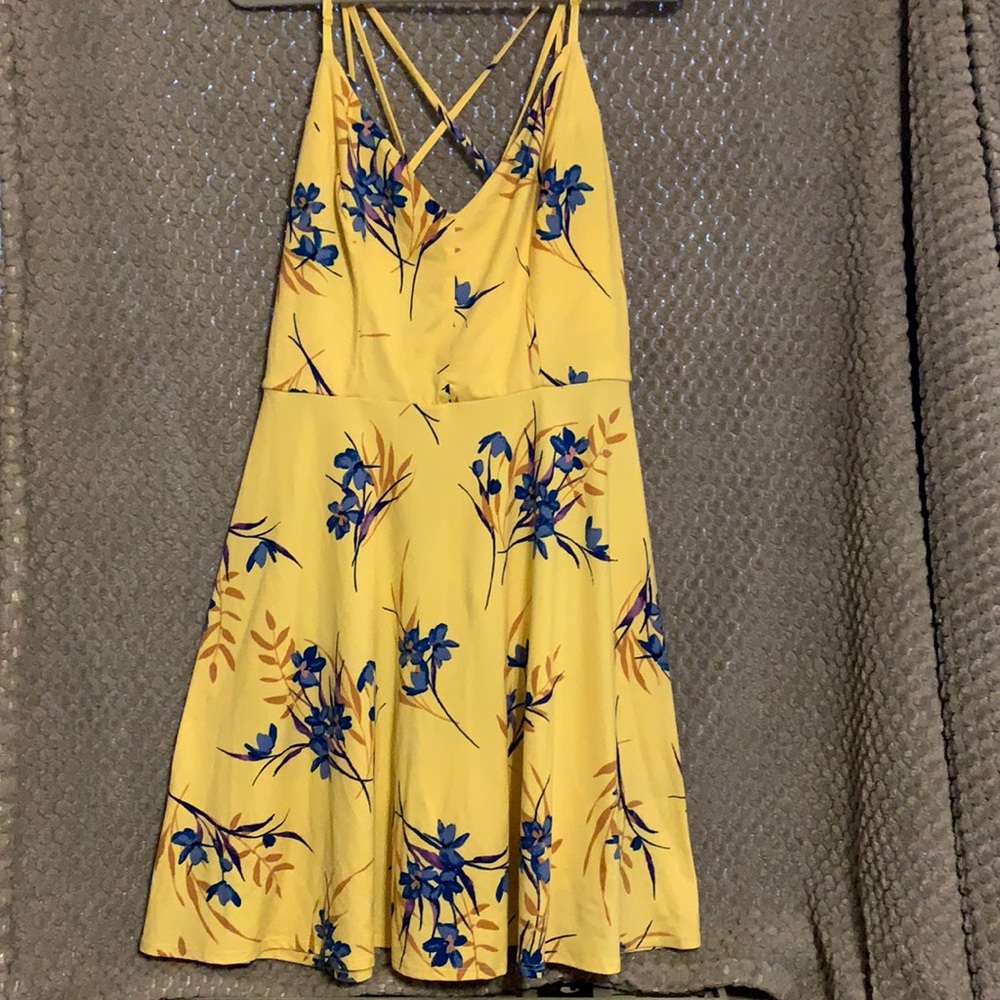 Yellow strappysundress